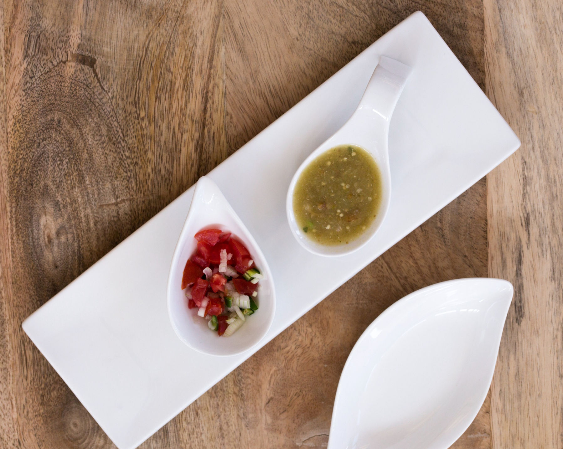 374f17_f9bf48fb457841028bb6e0e462eaa16c~mv2